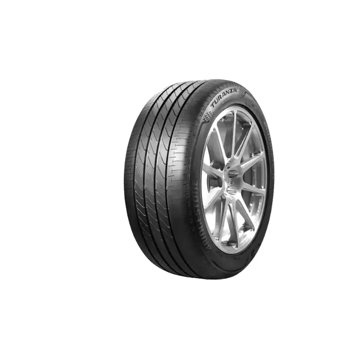 Bridgestone 215/55 R17 94W كفرات بريدجستون الأصلية من ZeeCar بالرياض – ثبات عالي وأداء موثوق في جميع الطرق