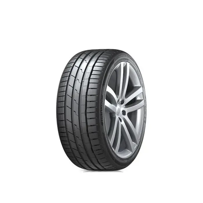 Laufenn 275/35 R19 Y كفرات لاوفين الأصلية من ZeeCar بالرياض – ثبات عالي وأداء موثوق في جميع الطرق