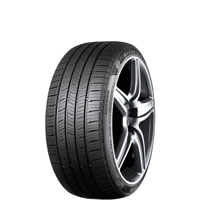 Nexen 235/65 R17 104H