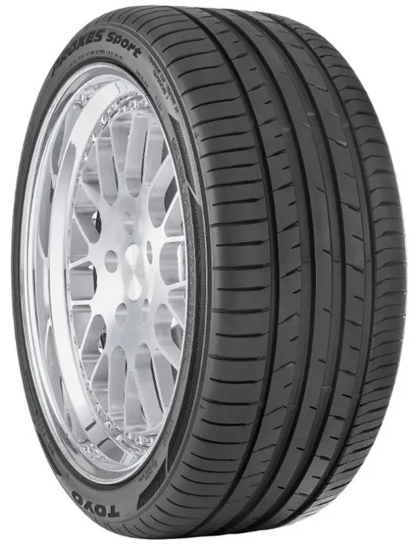 كفرات تويو 225/55R19 V99